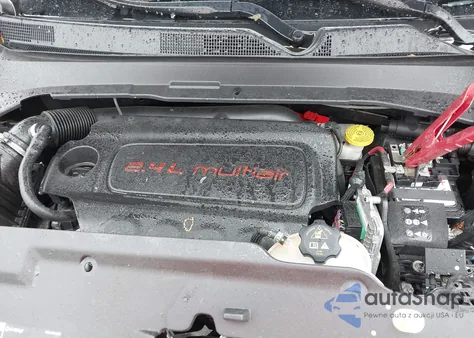 2021 Jeep Compass Latitude Fwd z USA, uszkodzony, nr VIN 3C4NJCBB7MT592525